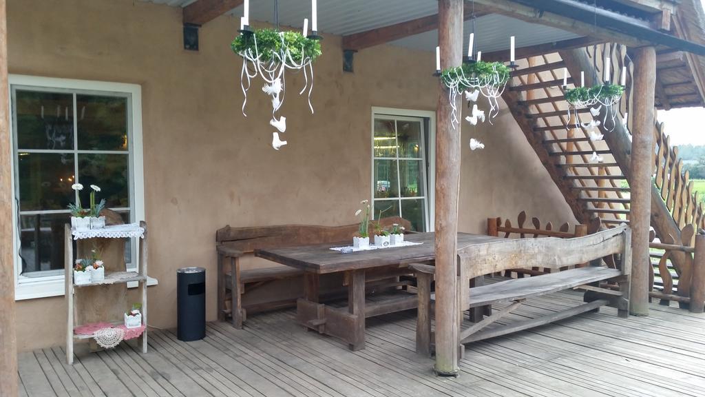 Vila Sanzila Bernatoniai Exteriör bild